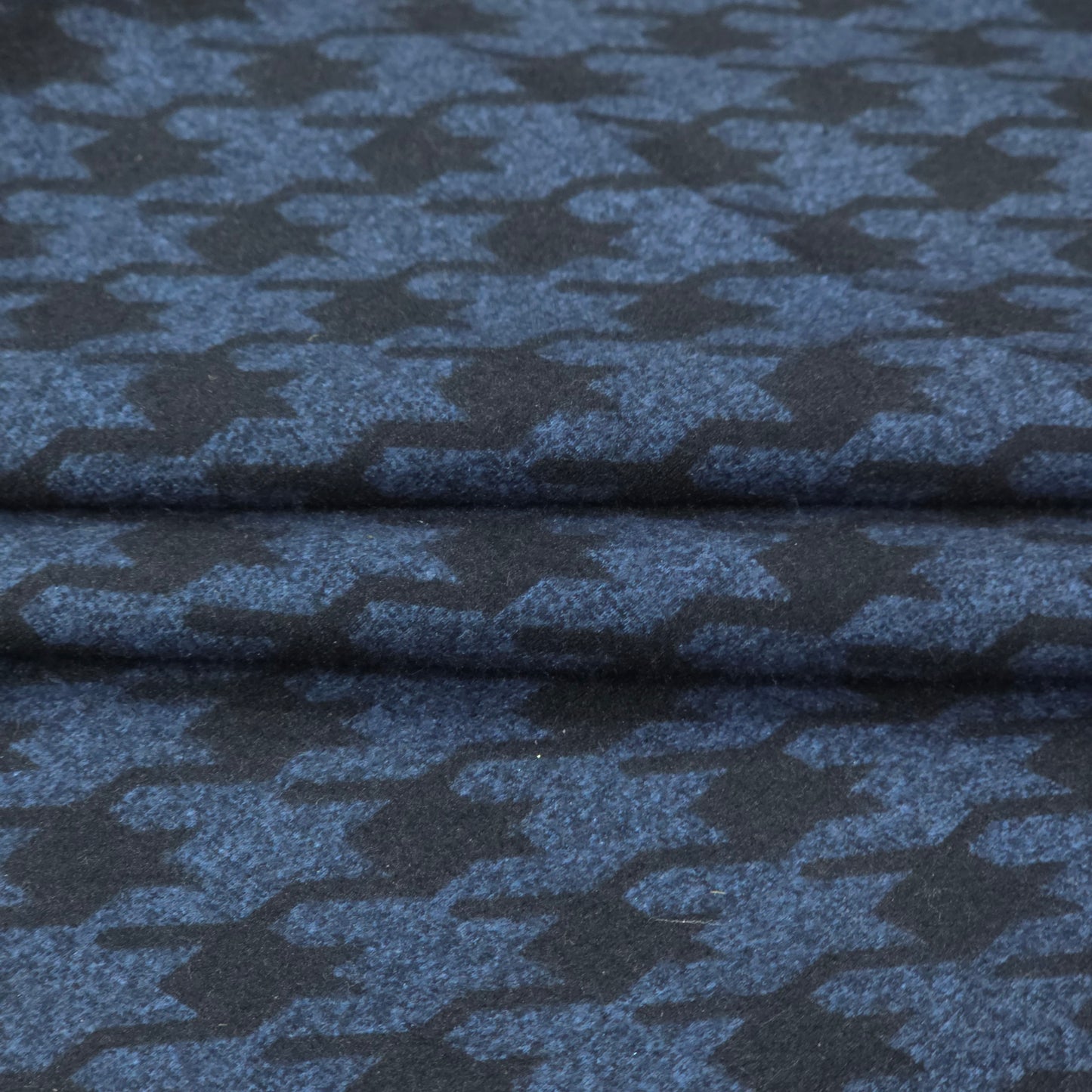 ABSOLUTO BLUE HOUNDSTOOTH TWEED
