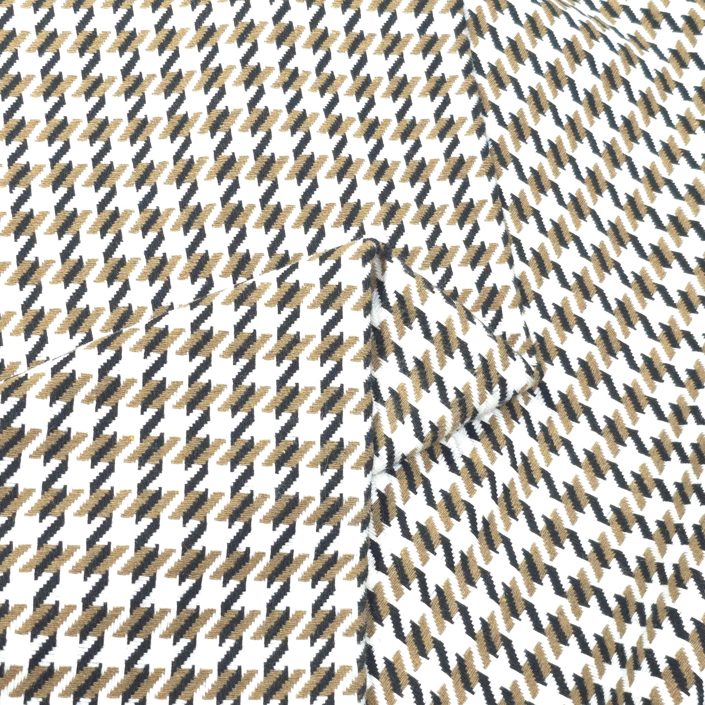 D&J WHITE HOUNDSTOOTH TWEED