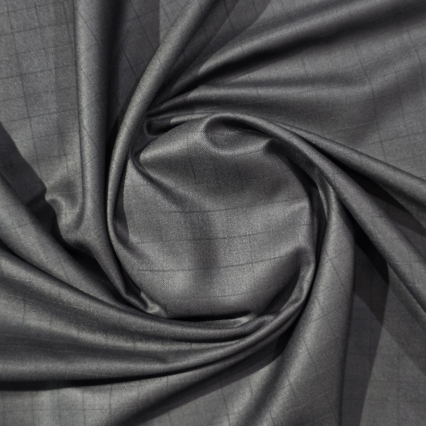 FERRICCIO DEITLO GREY CHECKES SUITING