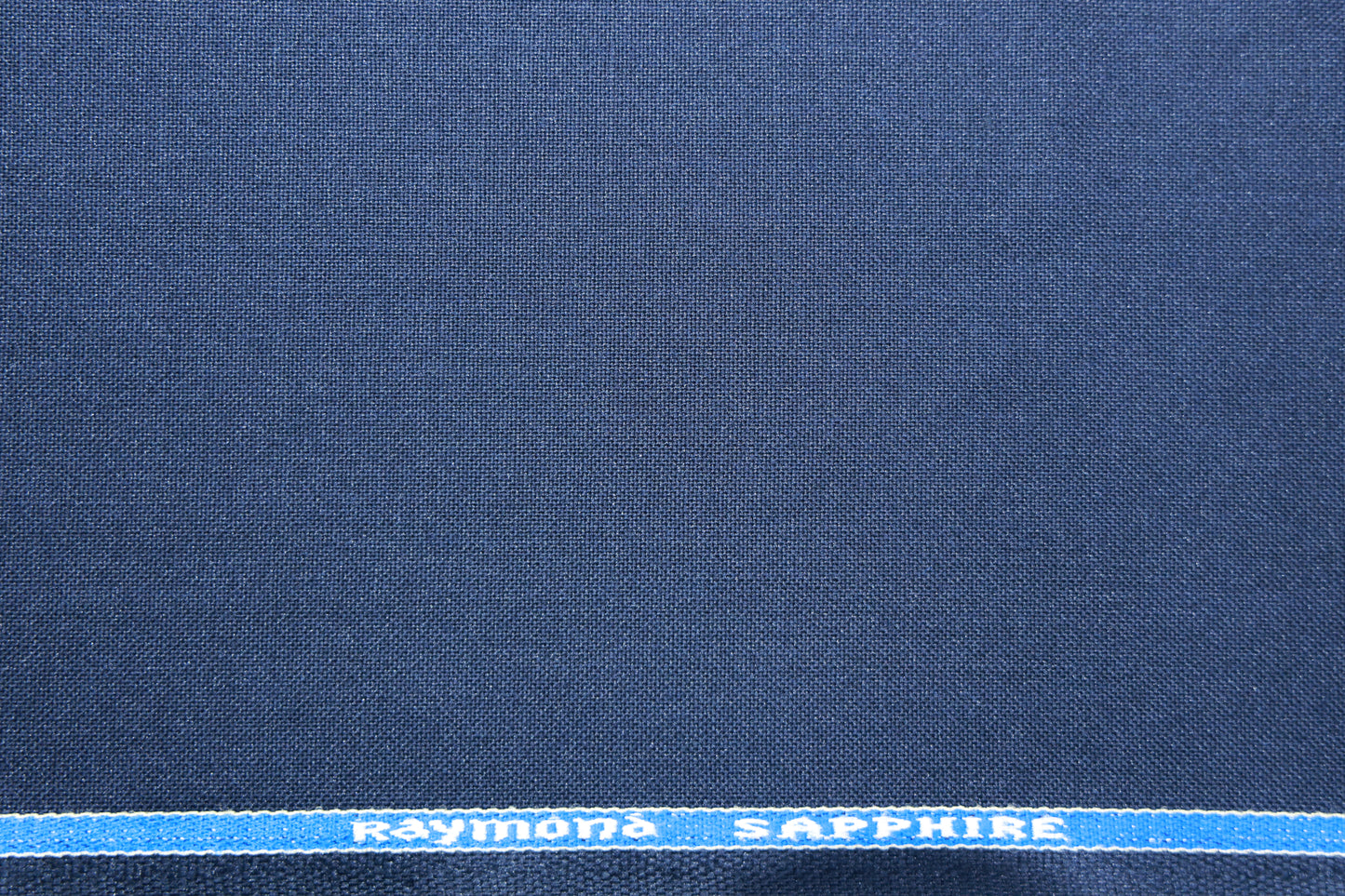 RAYMOND SAPPHIRE MATTY NAVY BLUE WOOL BLENDED SUITING