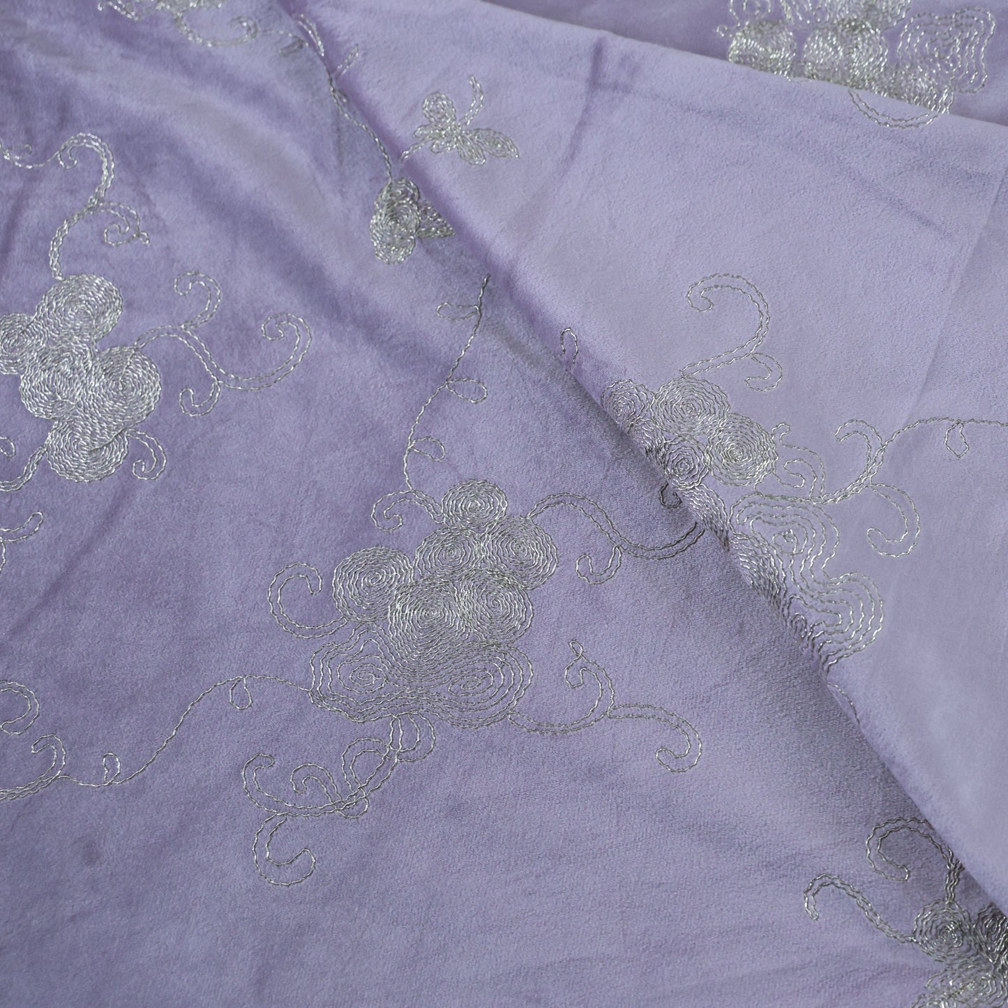 ABSOLUTO MAUVE VELVET EMBROIDERED