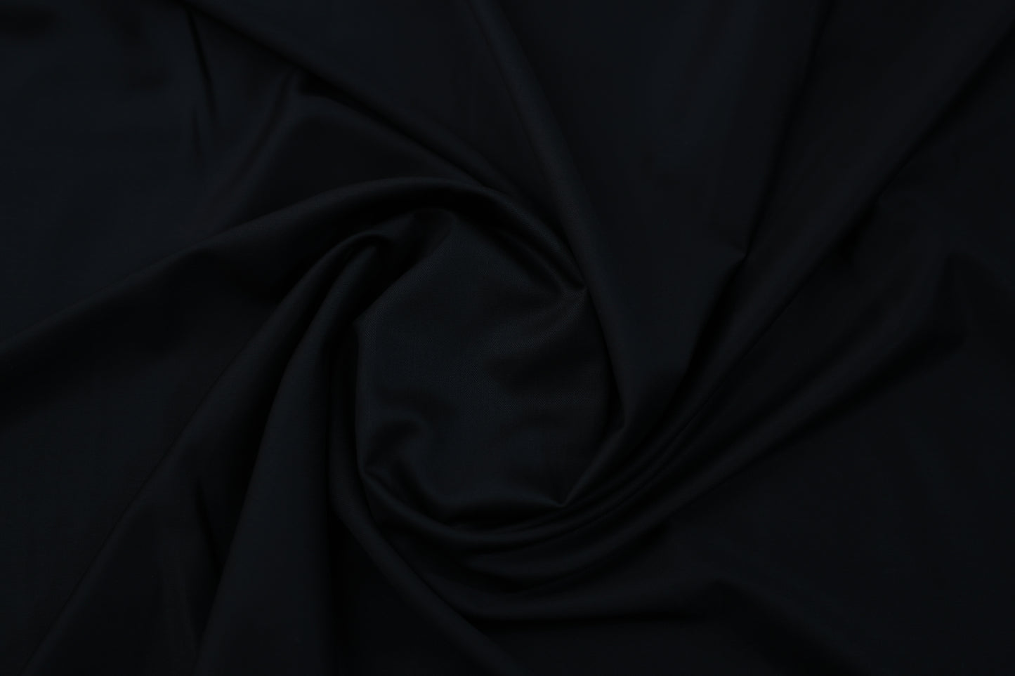 FERRICIO BELLUCI BLACK SUITING