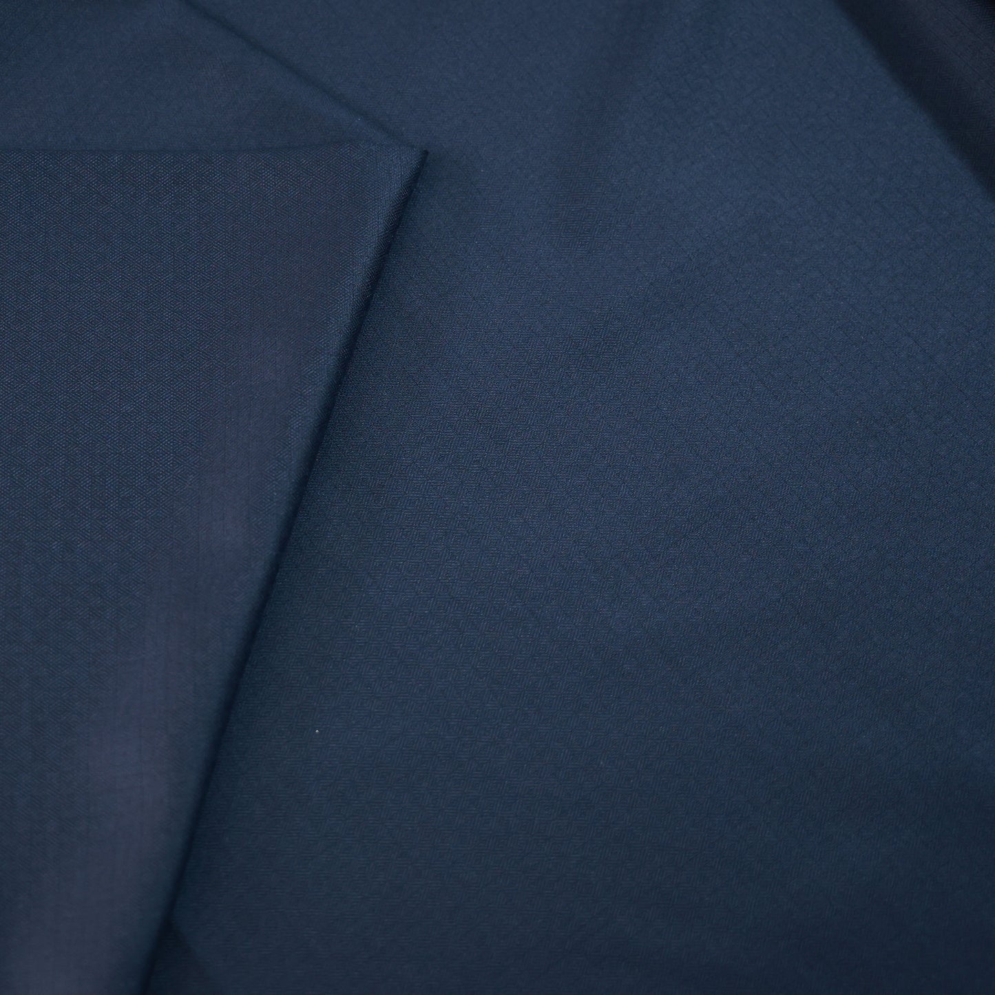 ABSOLUTO RELAX TEXTURE NAVY BLUE STRETCHABLE SUITING