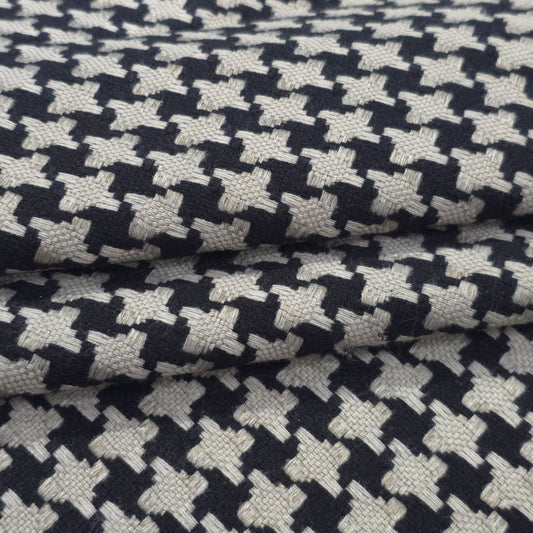 D&J BLACK HOUNDSTOOTH TWEED