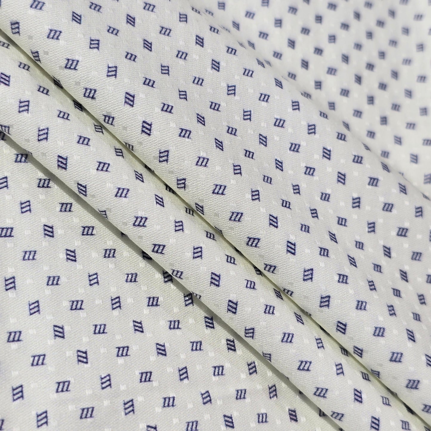 FERRICCIO DEITLO CREAM WITH BLUE PRINT SHIRTING