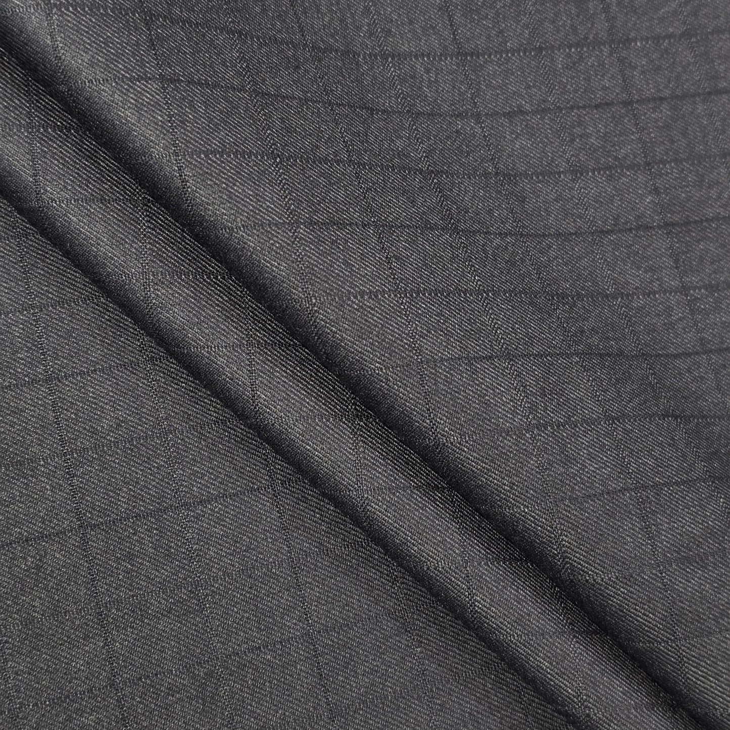 FERRICCIO DEITLO GREY CHECKES SUITING