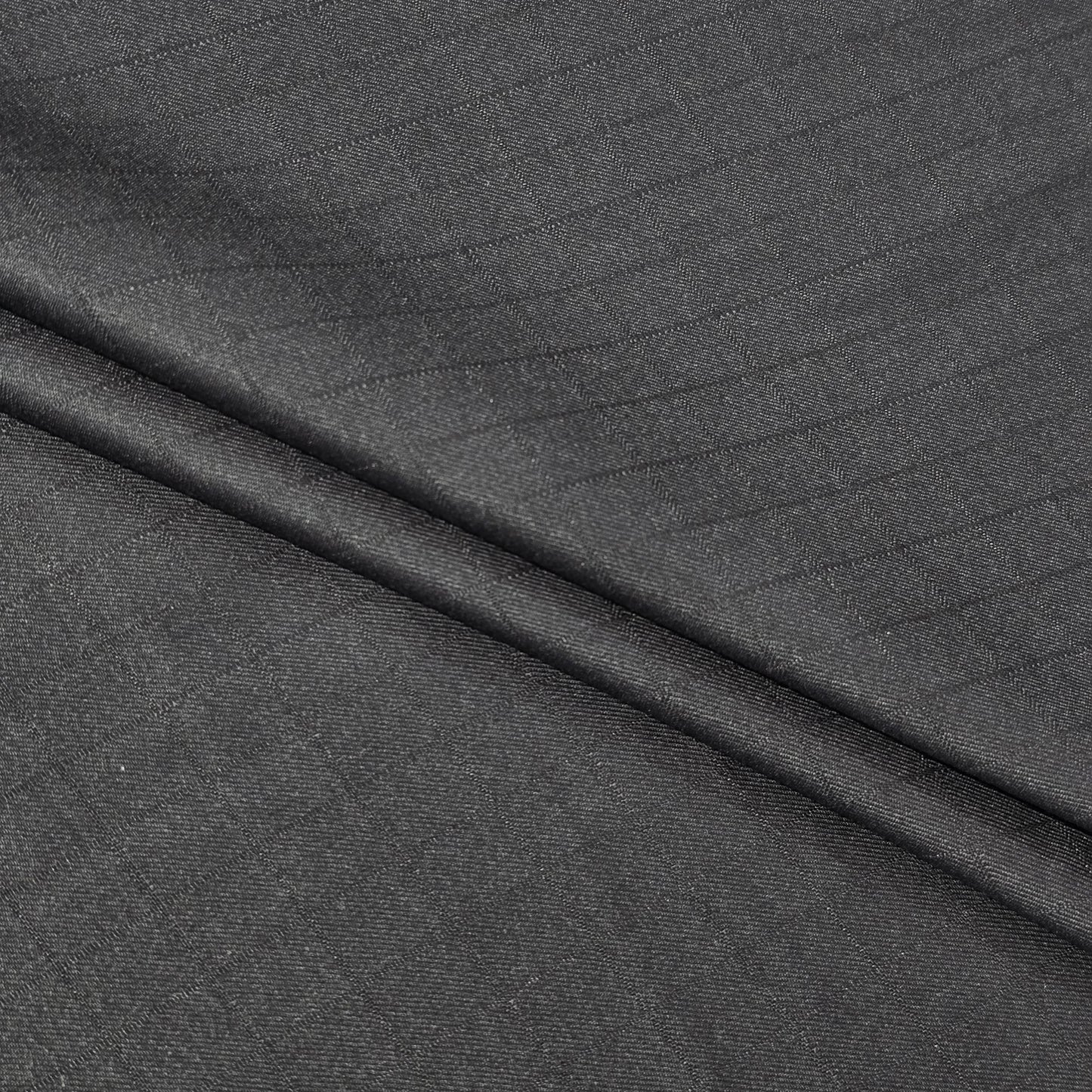FERRICCIO DEITLO BLACK SELF CHECKES SUITING