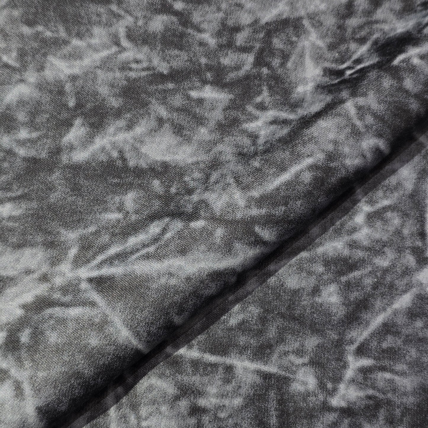 D&J GREY PRINTED TUXEDO FABRIC