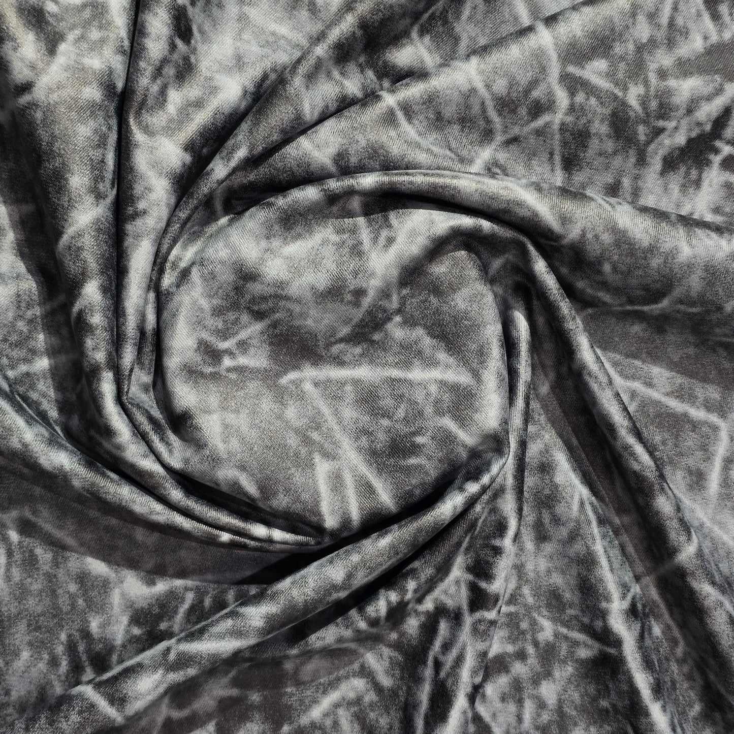D&J GREY PRINTED TUXEDO FABRIC