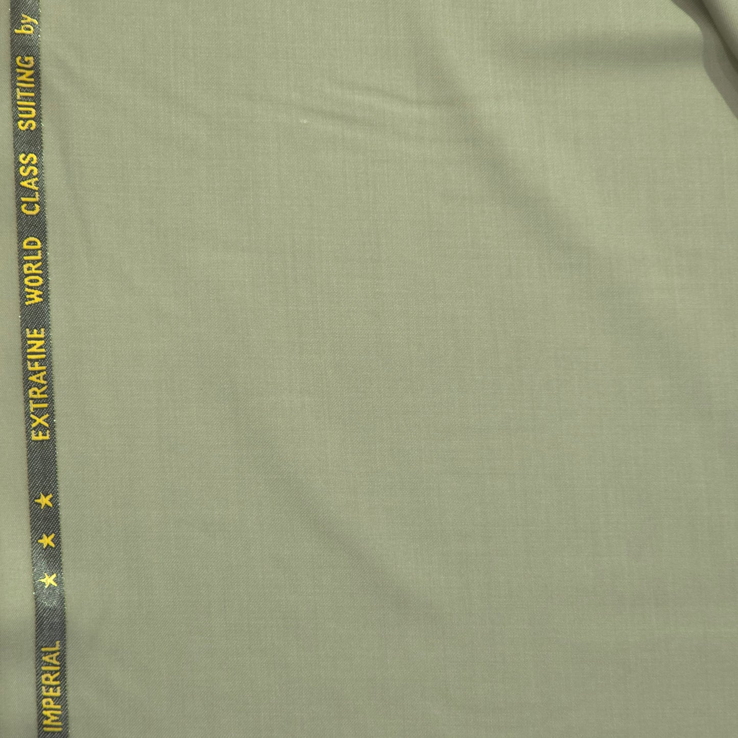 ABSOLUTO PISTA GREEN SUITING