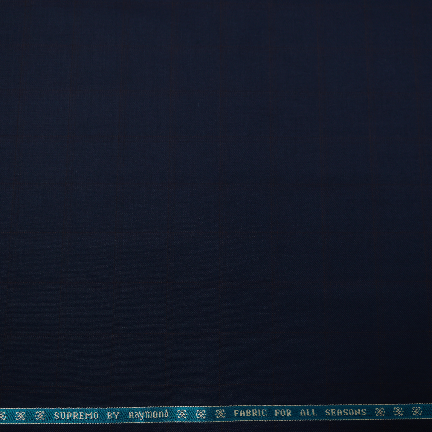 RAYMOND SUPREMO WOOL BLENDED BLUE WITH RED CHECKS SUITING