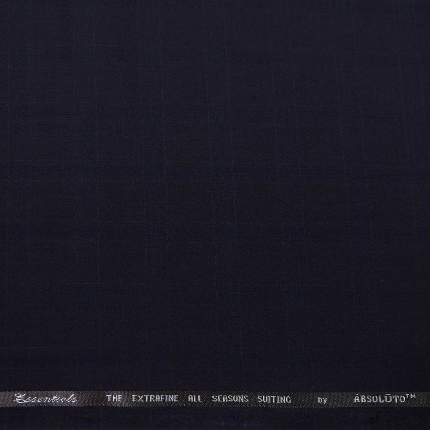 ABSOLUTO WINE CHECKS SUITING