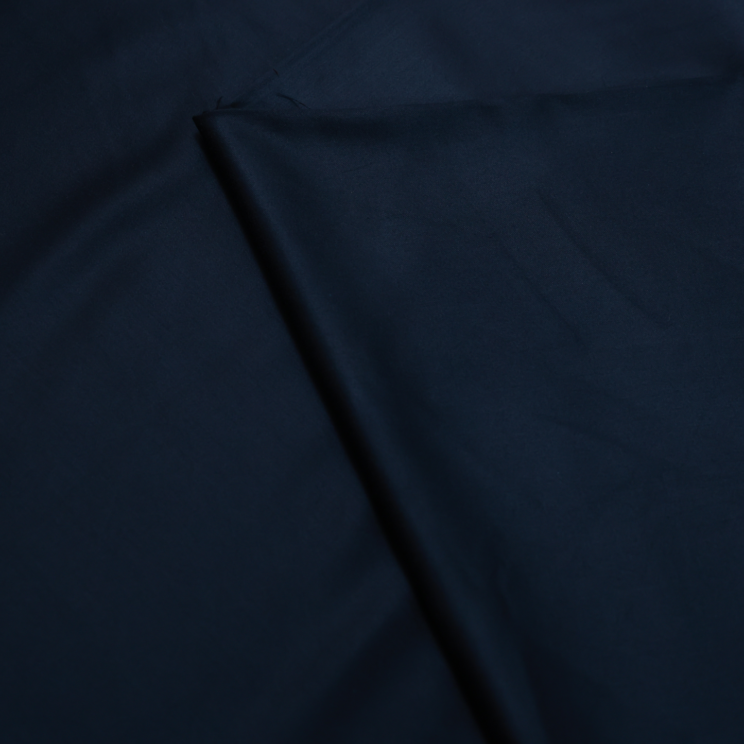 ABSOLUTO BLACK SUITING