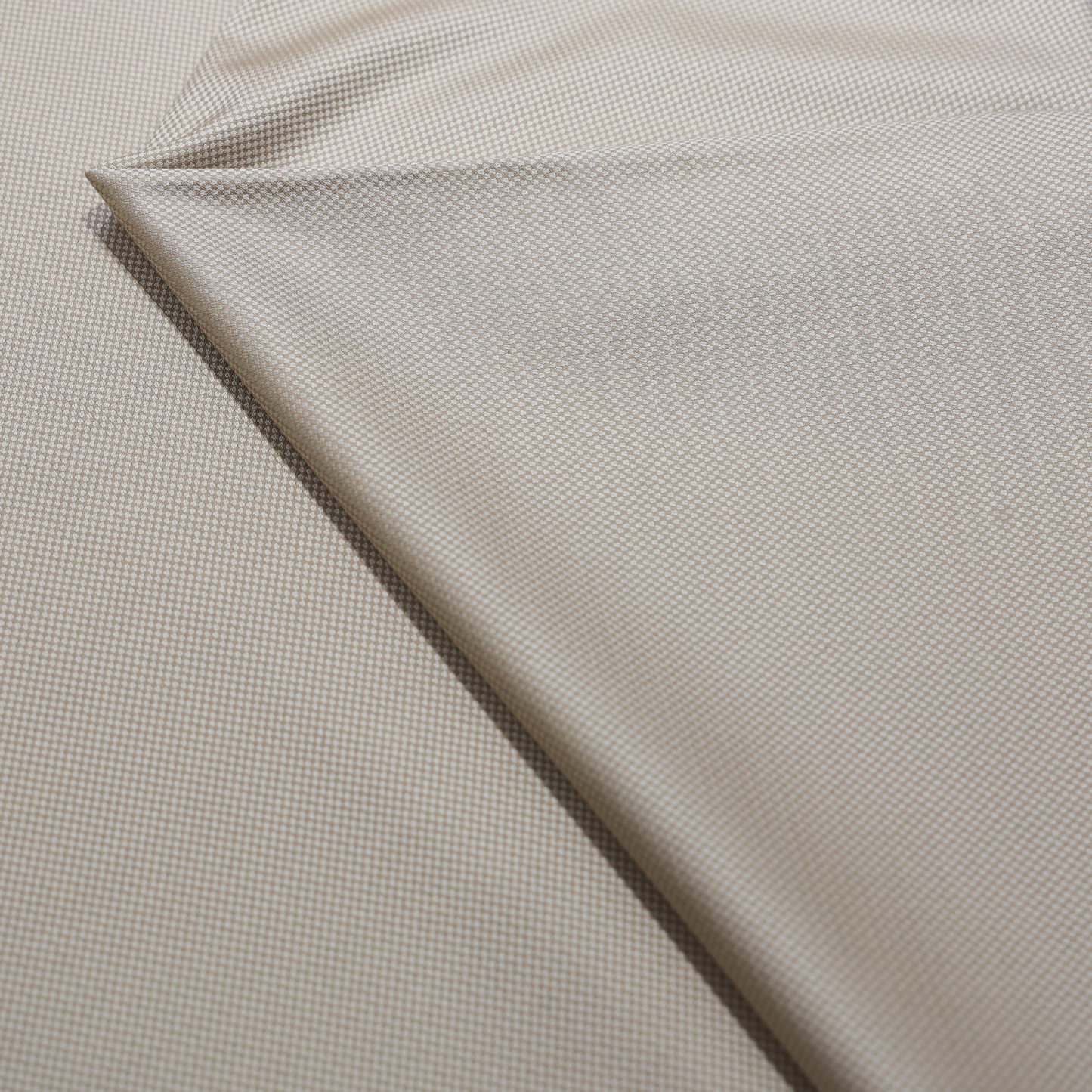 D&J FAWN TEXTURE SUITING