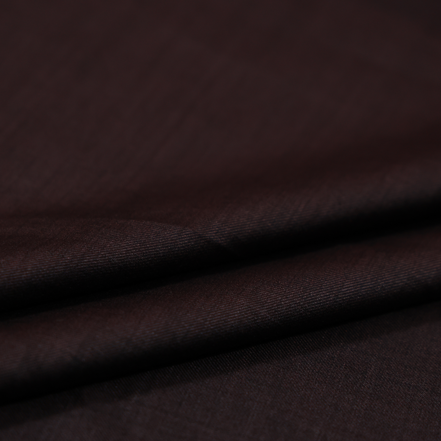 RAYMOND TAURUS  WINE SELF SUITING