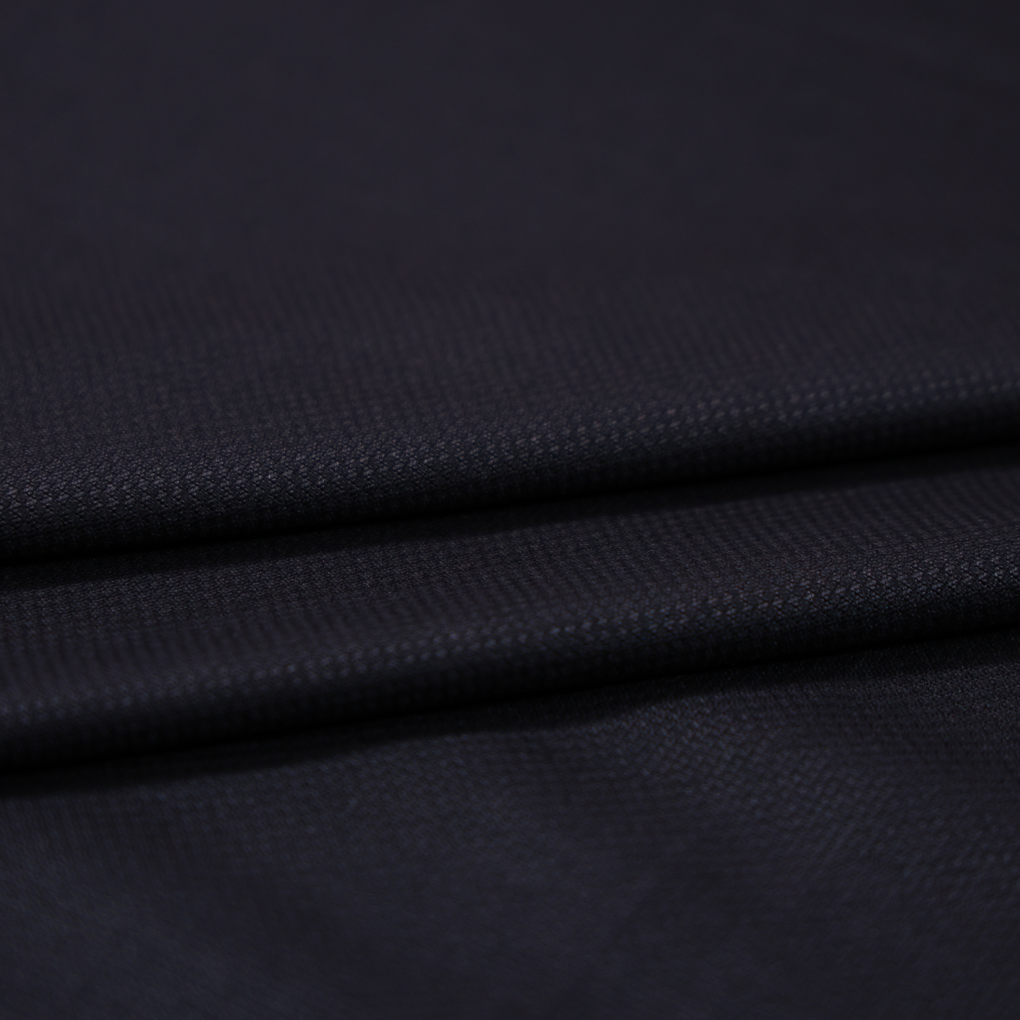 RAYMOND BELLISSMO WINE TEXTURE SUITING