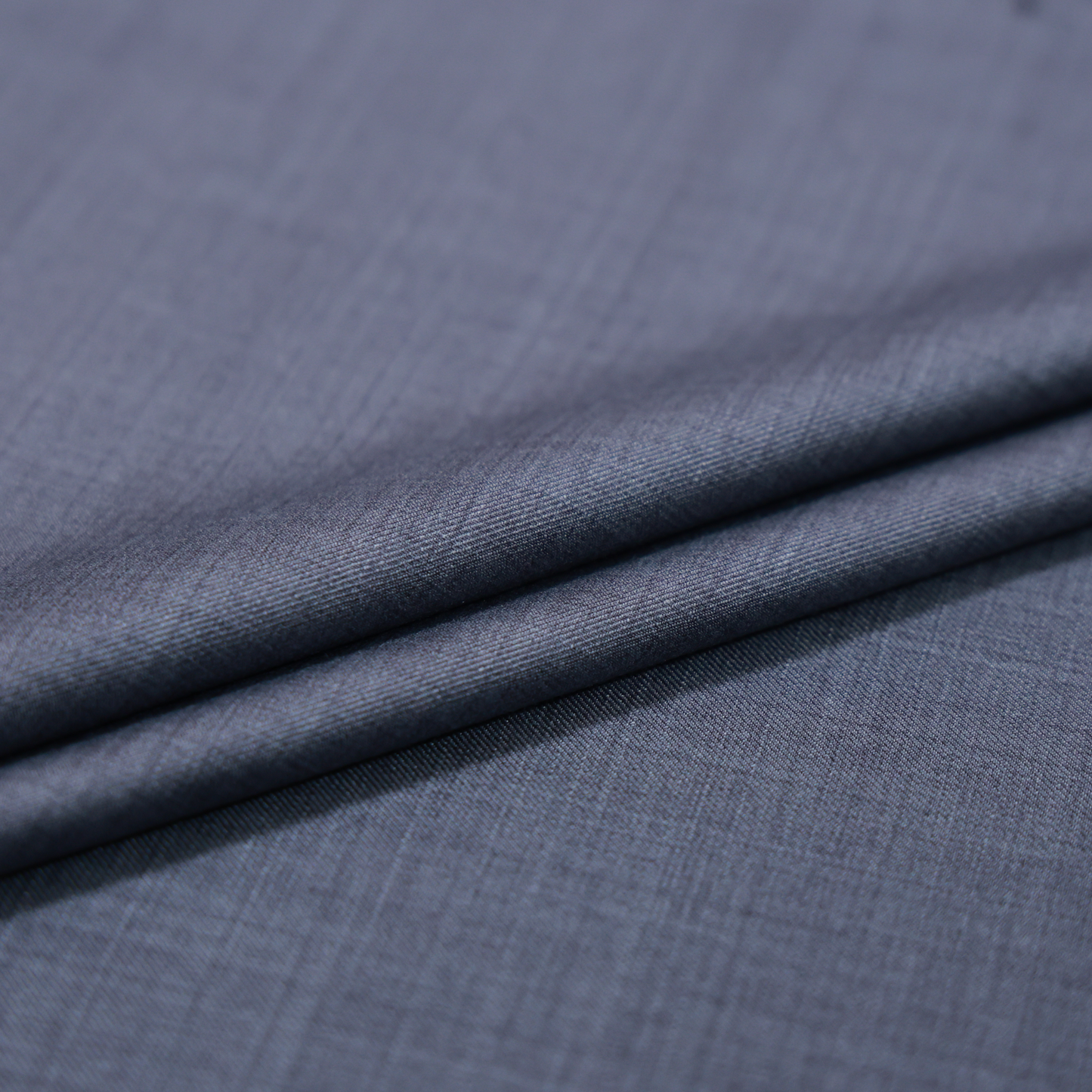 RAYMOND TAURUS GREY SELF SUITING