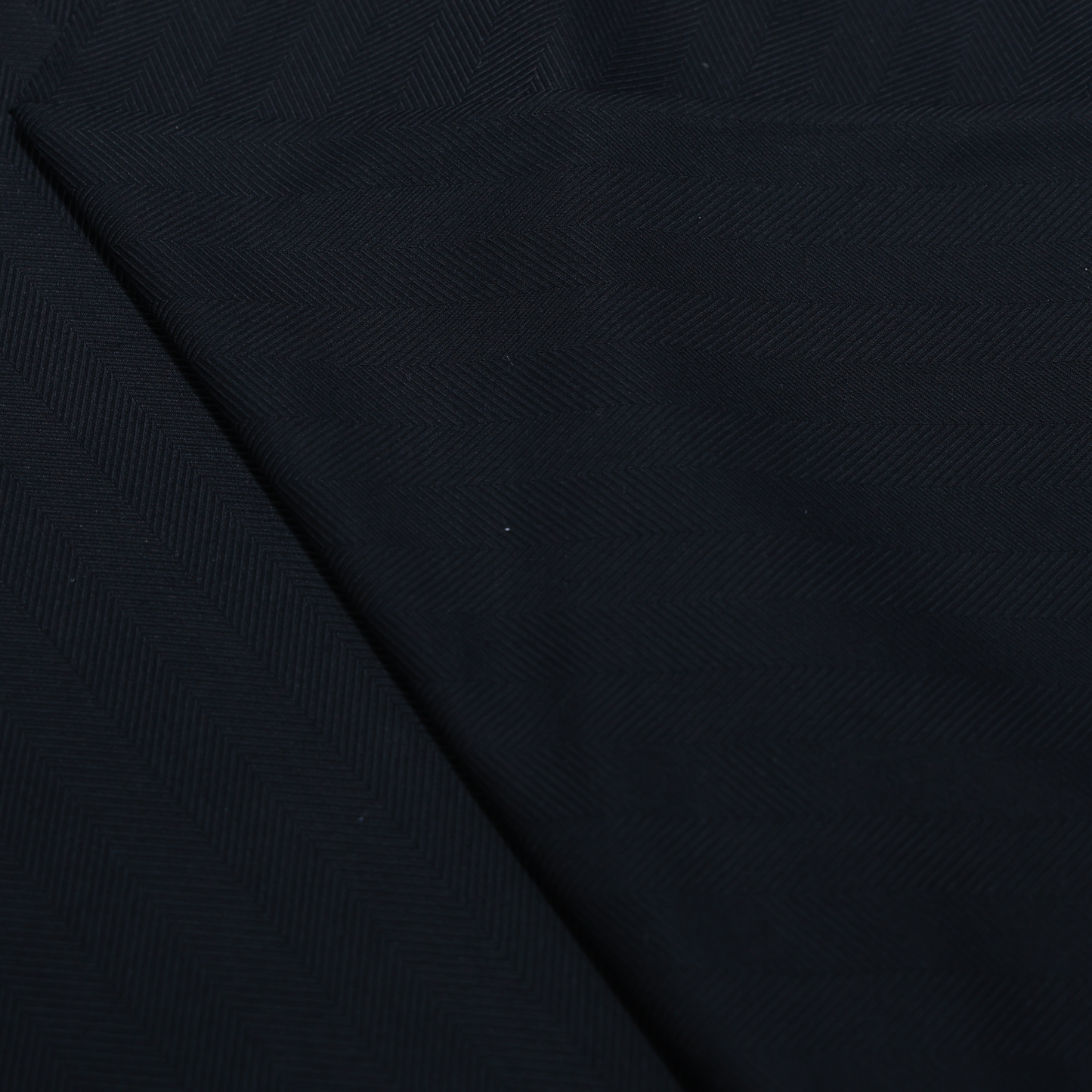 D&J LYCRA BLACK HERRINGBONE SUITING
