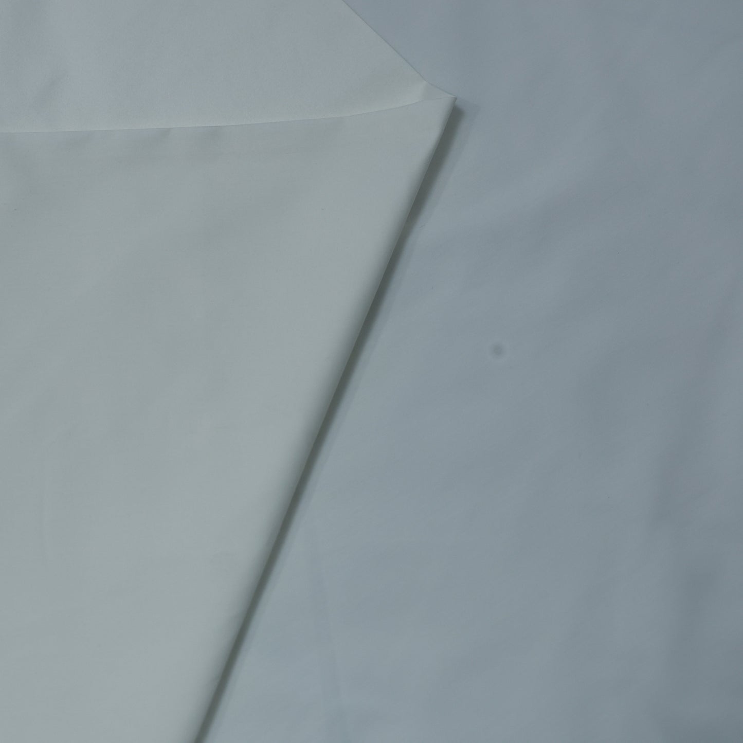 FERRIO DEITLO ANTIWRINKLE BLENDED CREAM SHIRTING