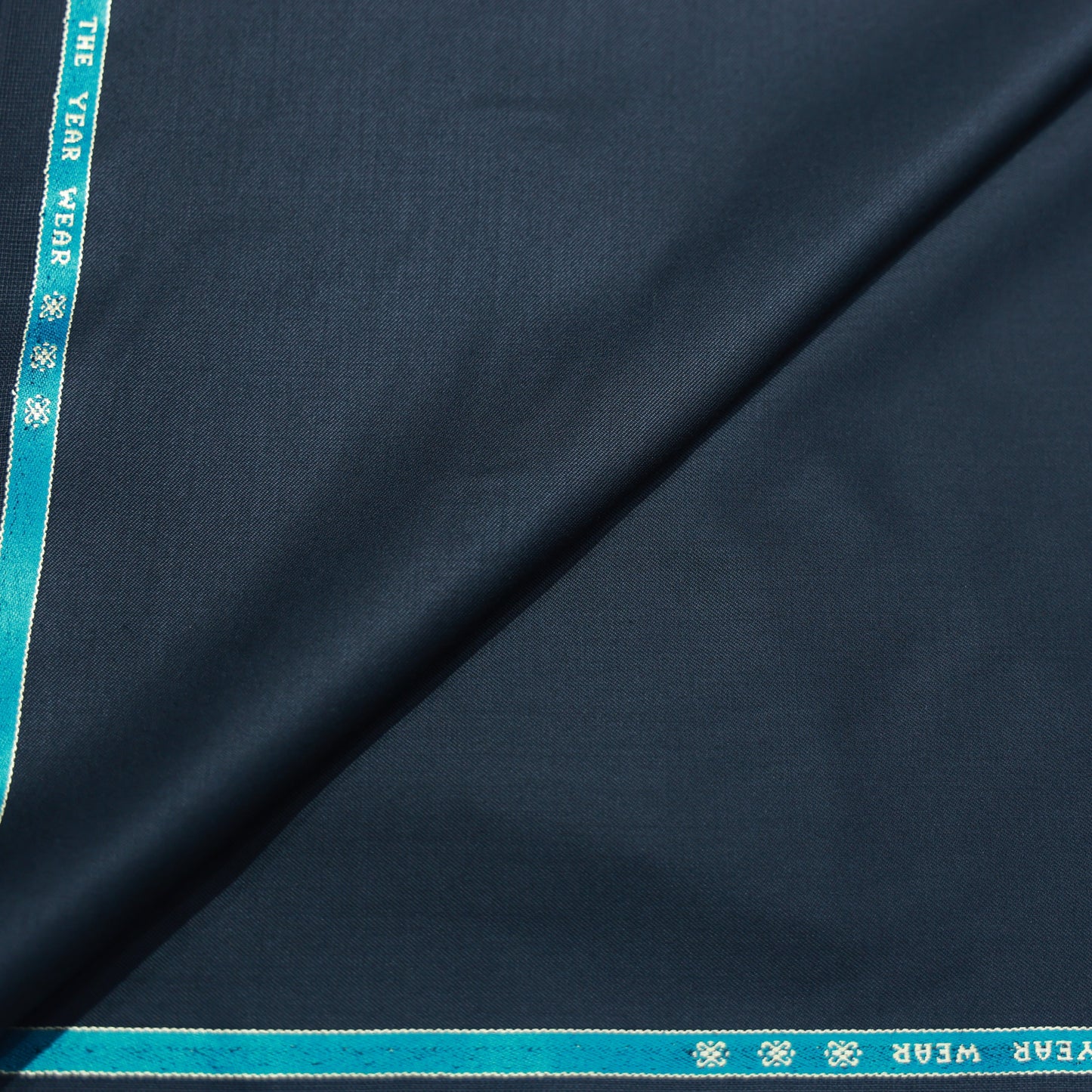 RAYMOND CARIMANTE BLACK WOOL BLENDED SUITING