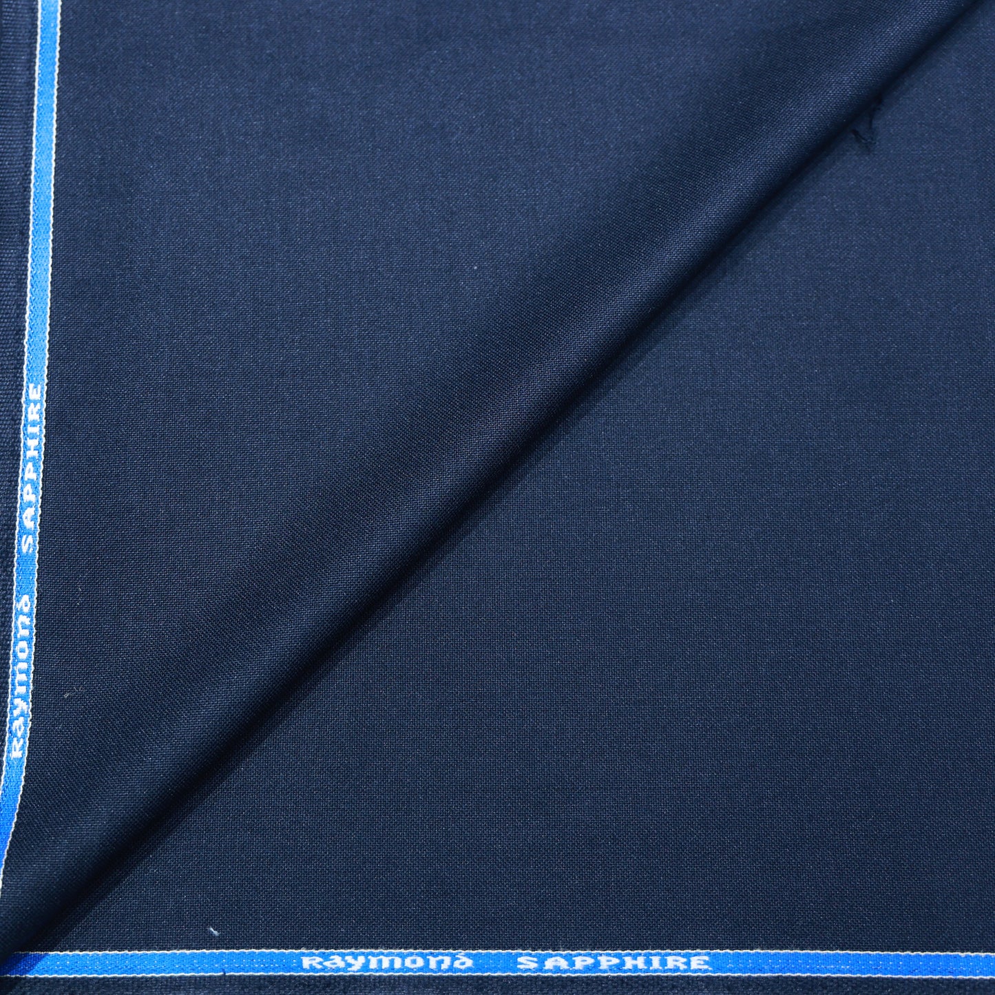 RAYMOND SAPPHIRE MATTY NAVY BLUE WOOL BLENDED SUITING