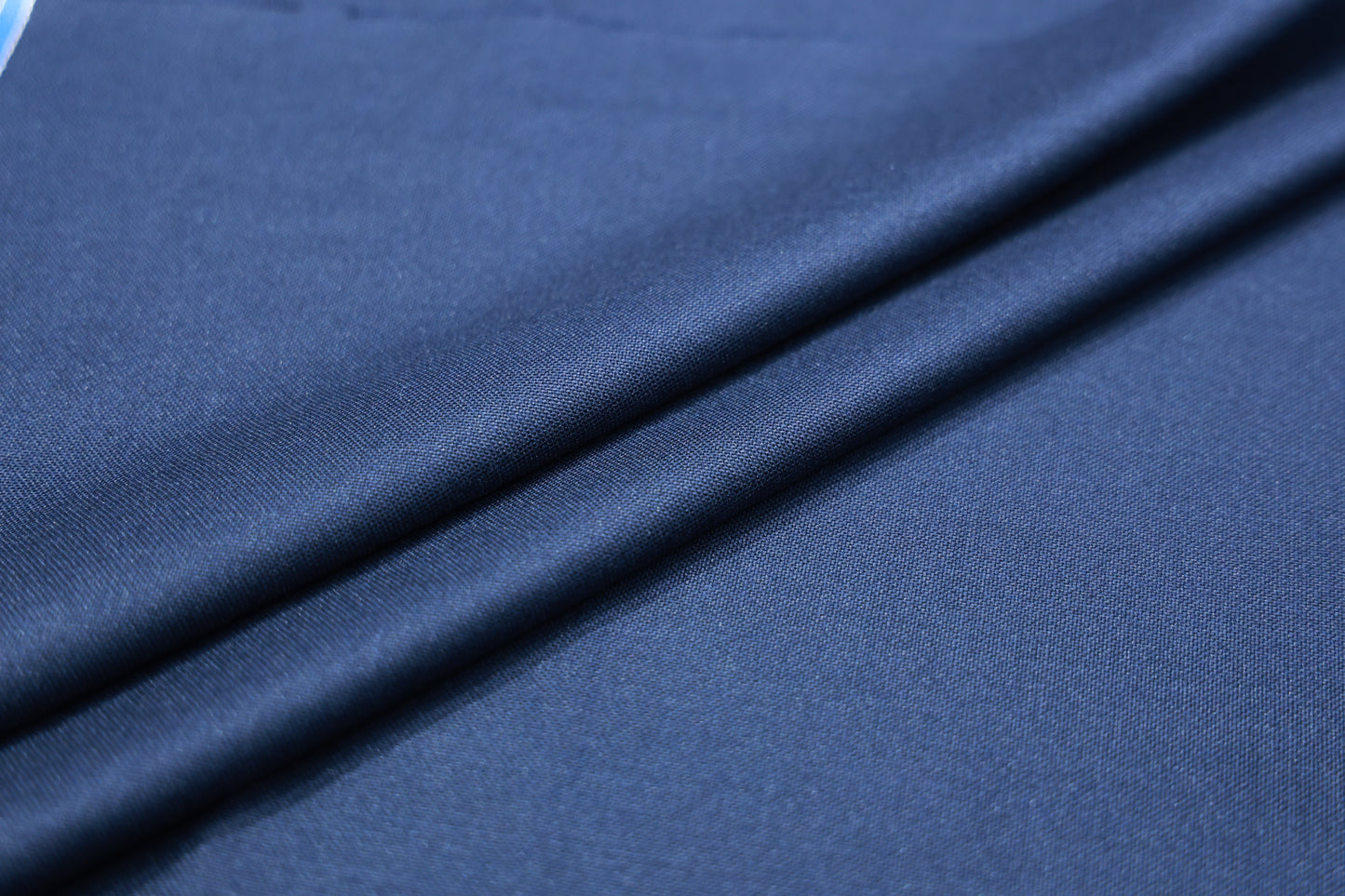 RAYMOND SAPPHIRE MATTY NAVY BLUE WOOL BLENDED SUITING