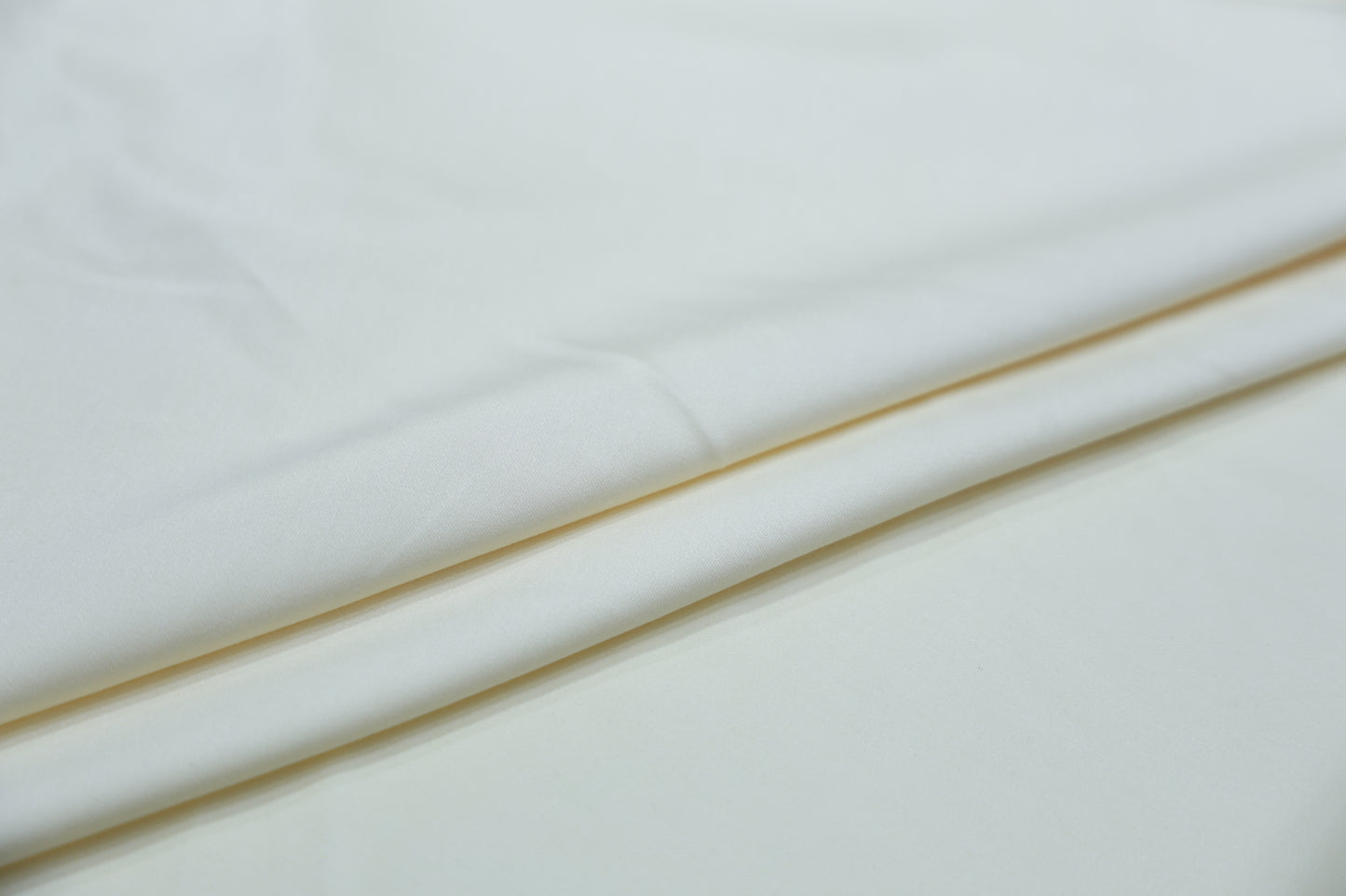 RAYMOND TOSALDO CREAM SUITING