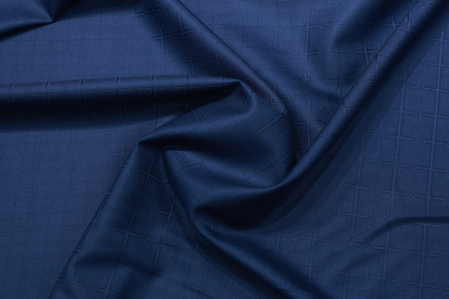 RAYMOND DOLCE VITA BLUE CHECK WOOL BLENDED SUITING