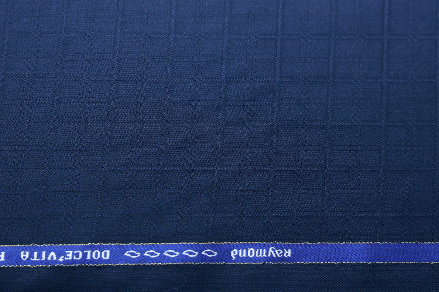 RAYMOND DOLCE VITA BLUE CHECK WOOL BLENDED SUITING