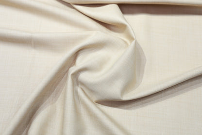 RAYMOND NOVELA BEIGE SELF SUITING