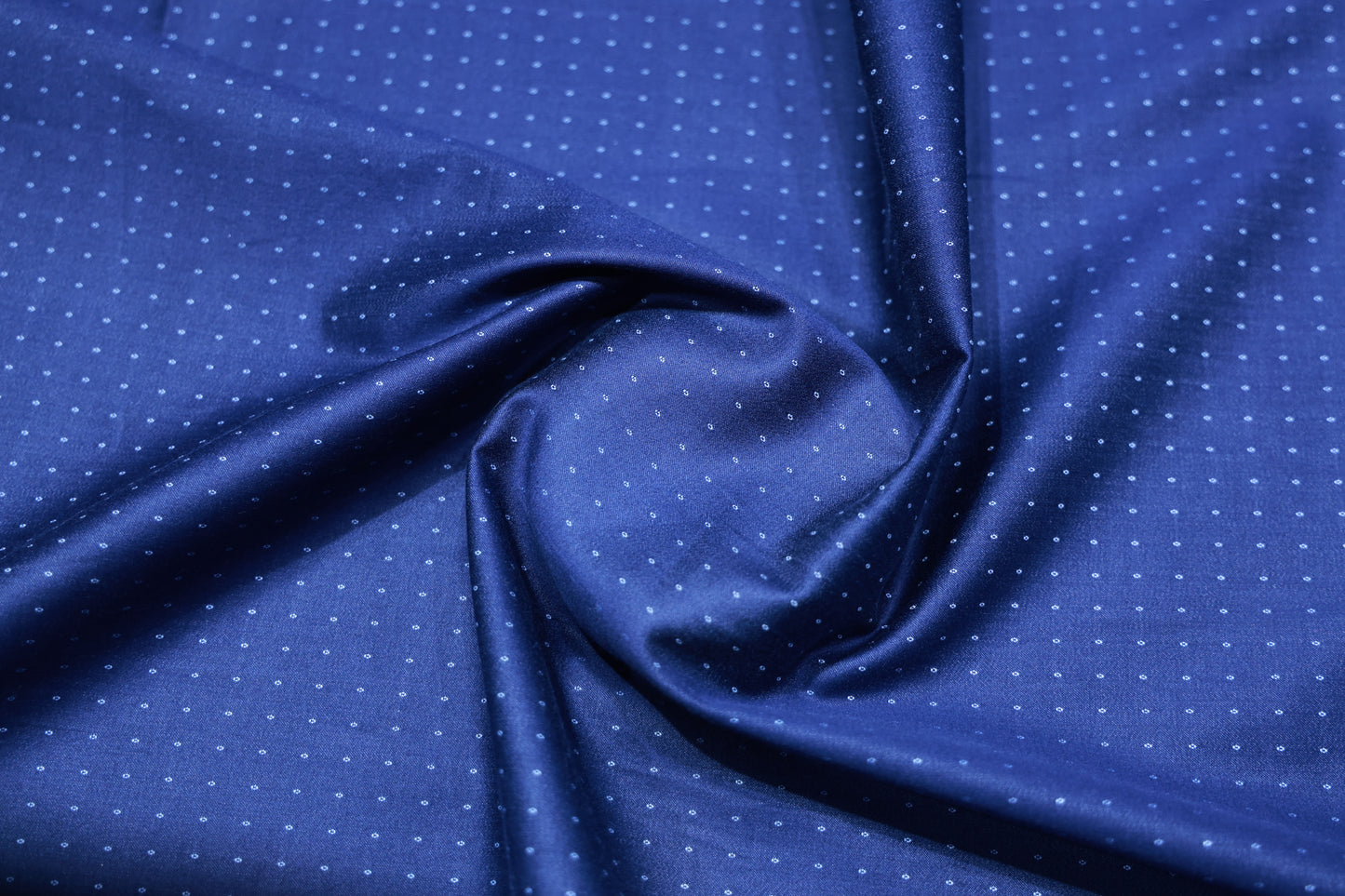 FERRICIO DEITLO GIZA COTTON BLUE DOTED SHIRTING