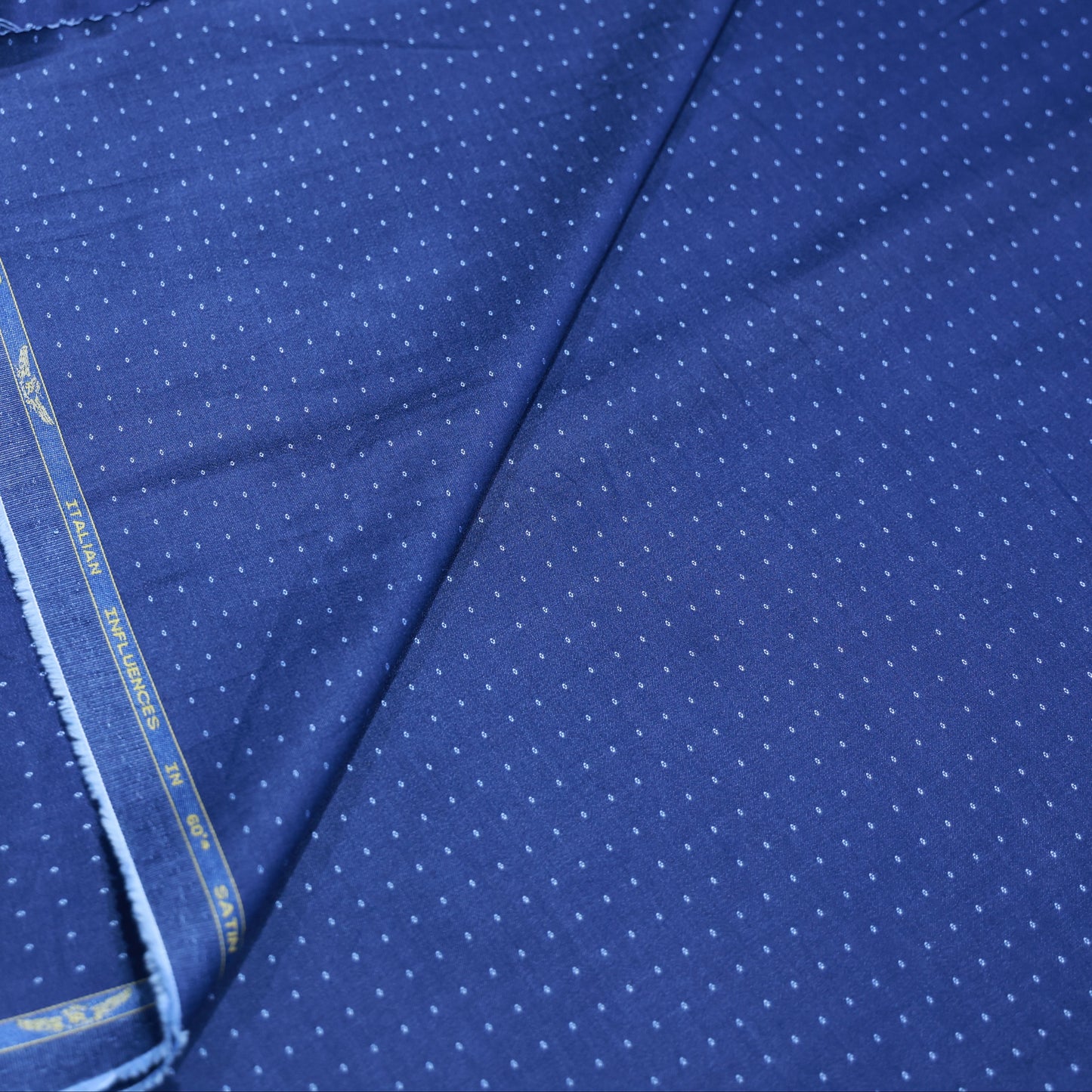 FERRICIO DEITLO GIZA COTTON BLUE DOTED SHIRTING