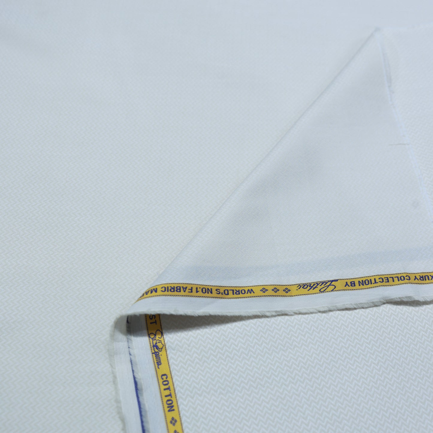 LUTHAI SUPIMA COTTON BEIGE SELF SHIRTING