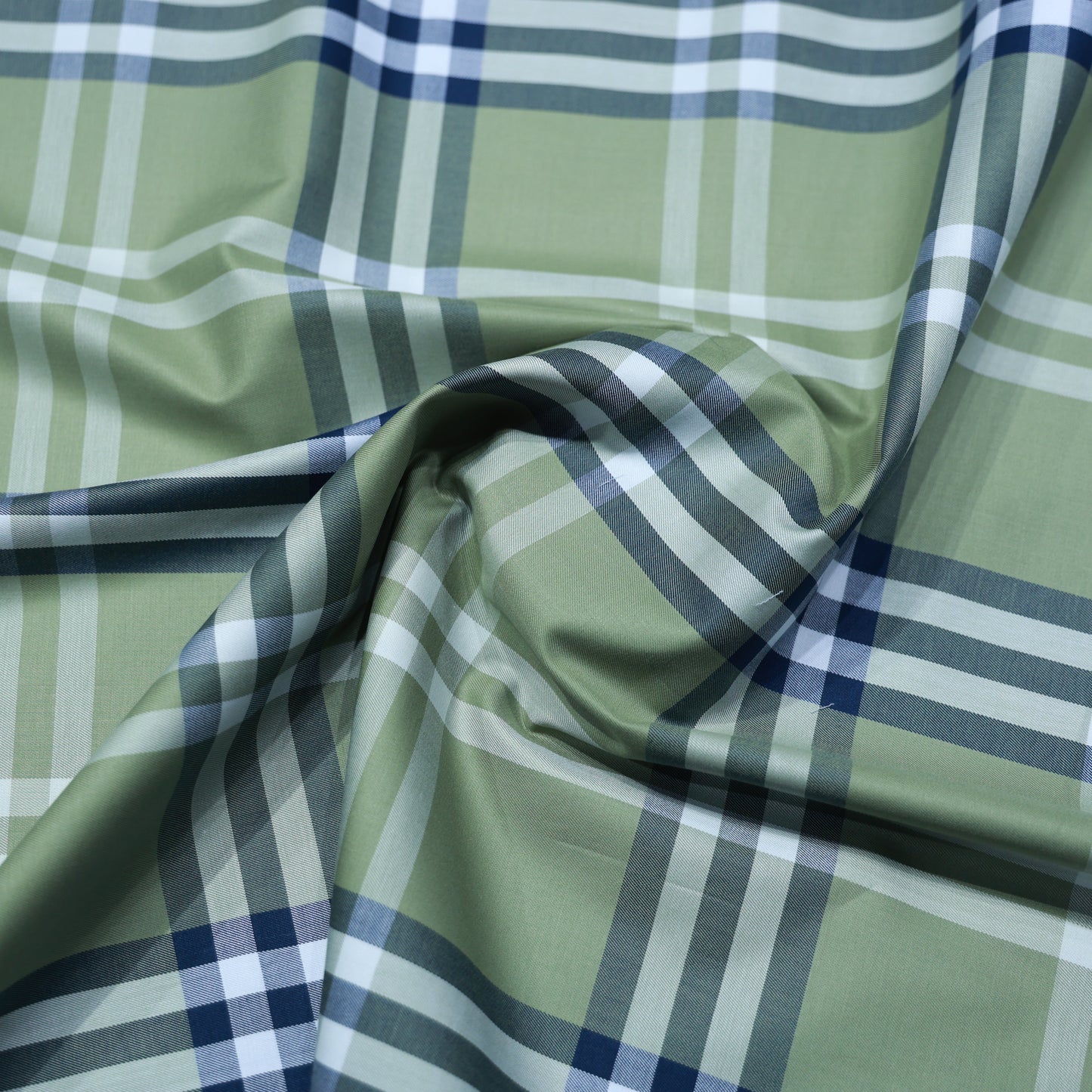 FERRICIO DEITLO PURE COTTON GREEN BURBERRY CHECK SHIRTING