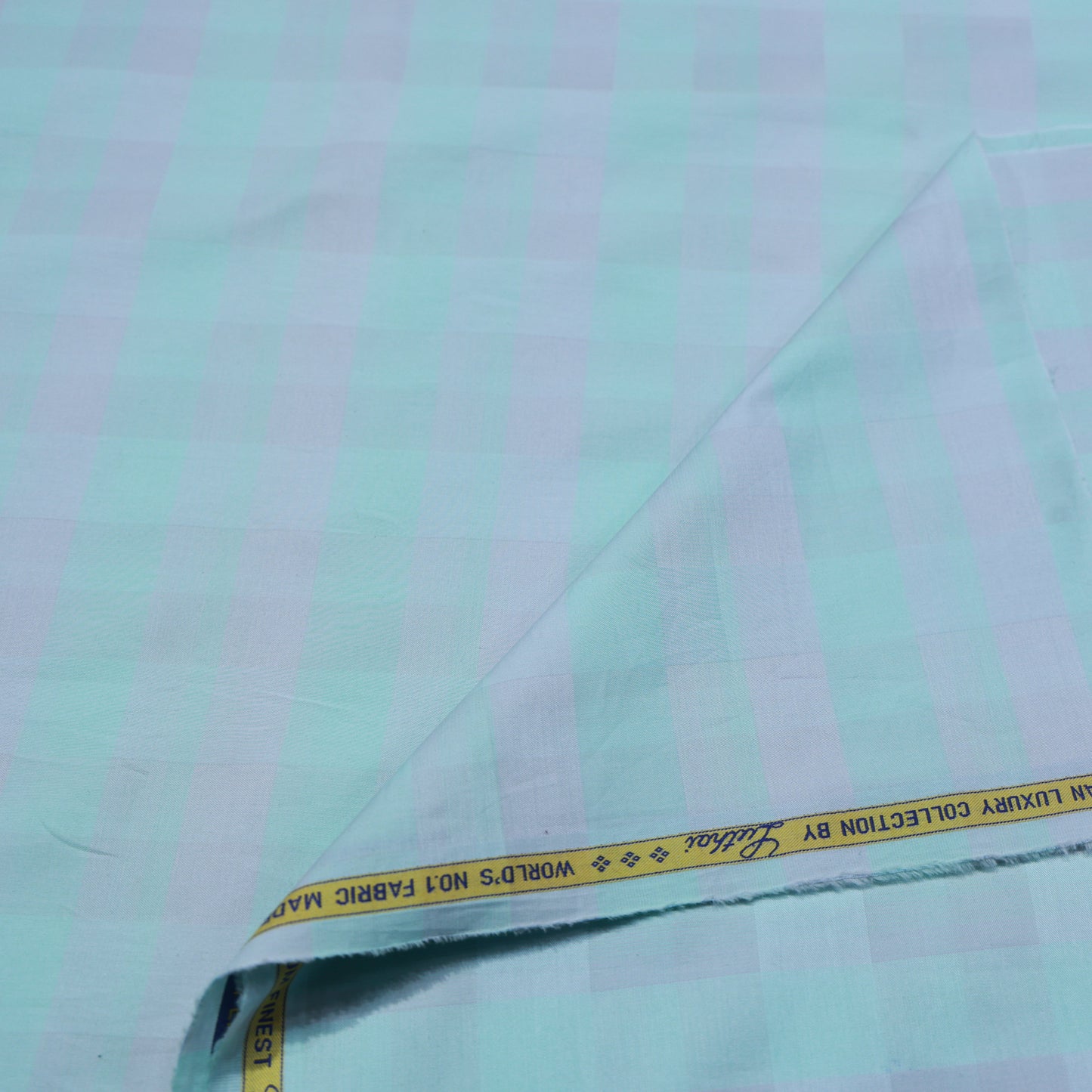 LUTHAI SUPIMA COTTON PISTA CHECKS SHIRTING