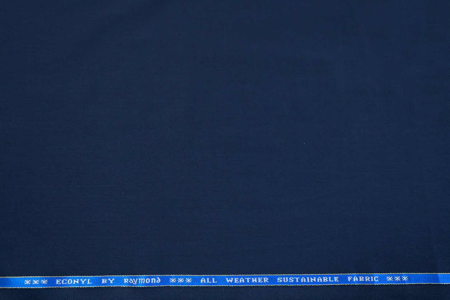 RAYMOND ECONYL WOOL BLENDED BLUE SUITING