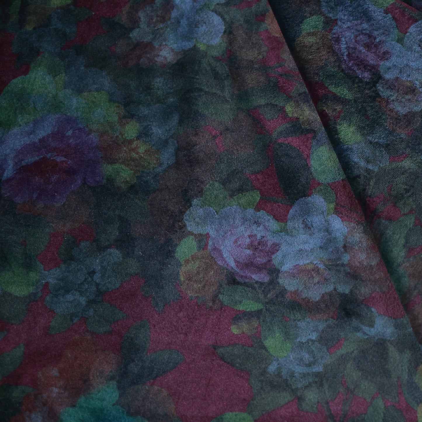 D&J VELVET MULTI COLOUR PRINT