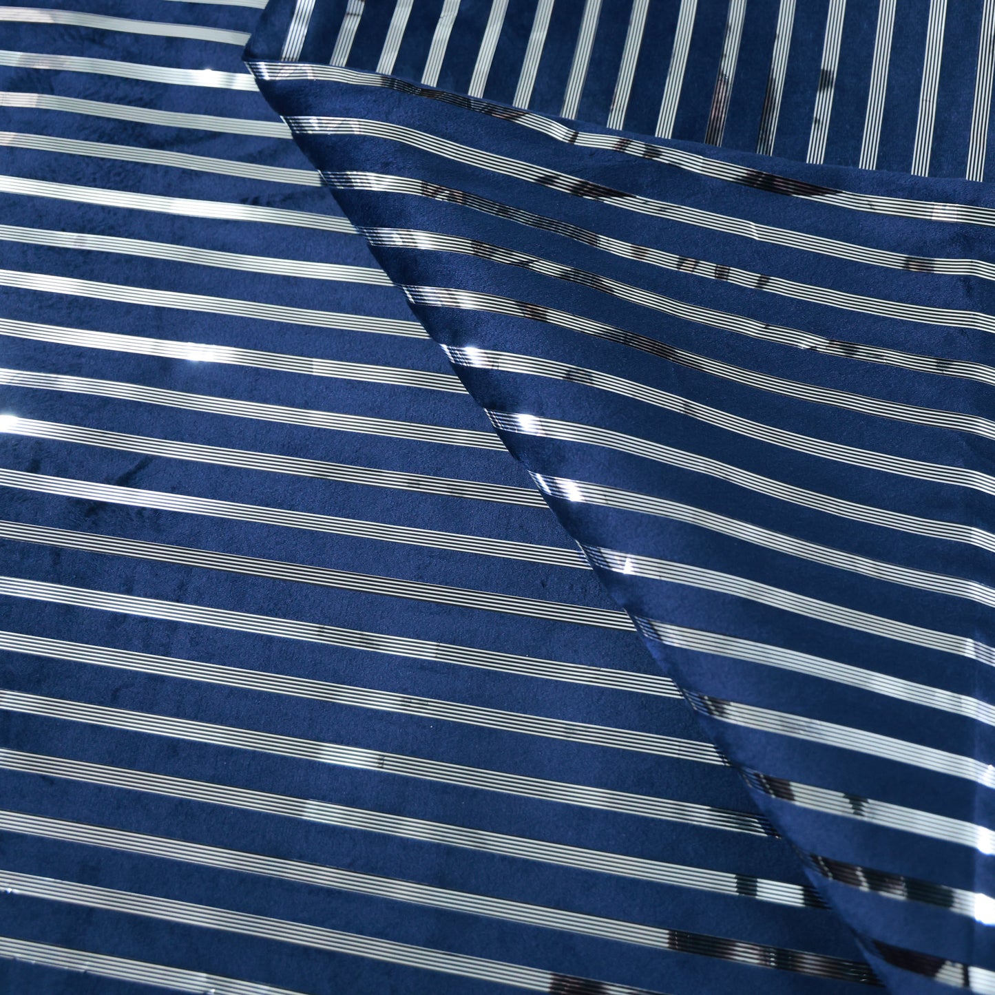 ABSOLUTO NAVY BLUE 3D VELVET