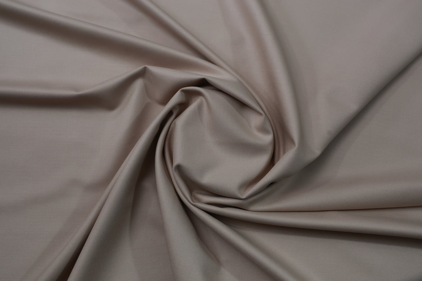 D&J EMPERIO BEIGE SUITING