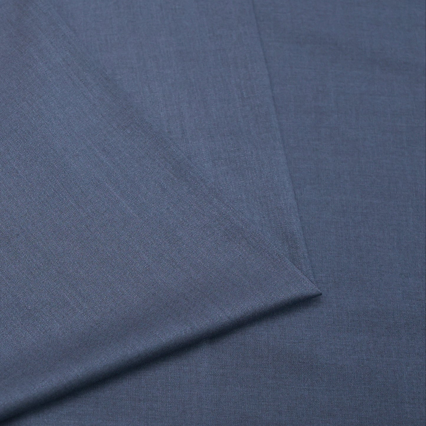 ITALIAN CHANNEL 13545 GREY SUITING