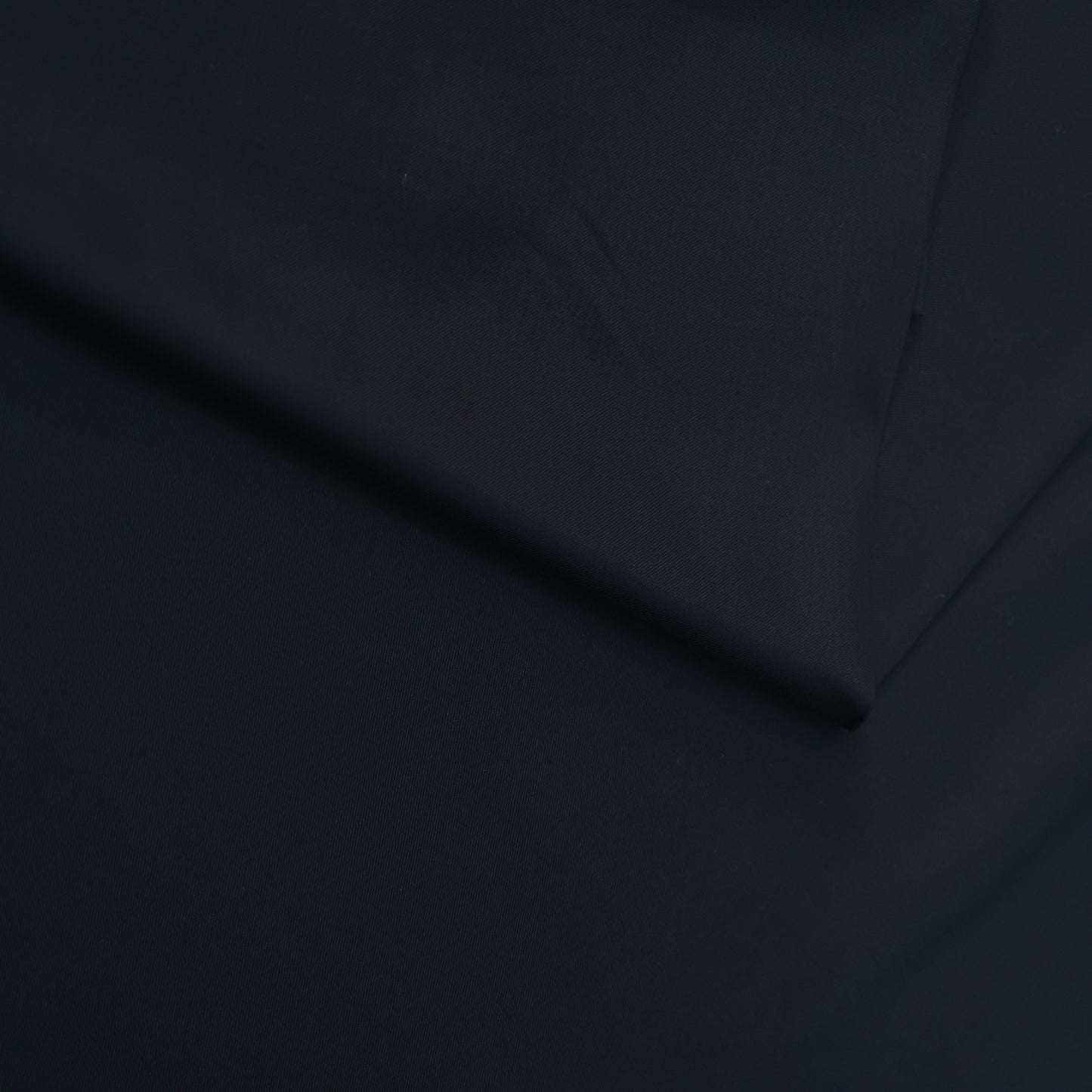 FERRICIO DEITLO BLACK SUITING