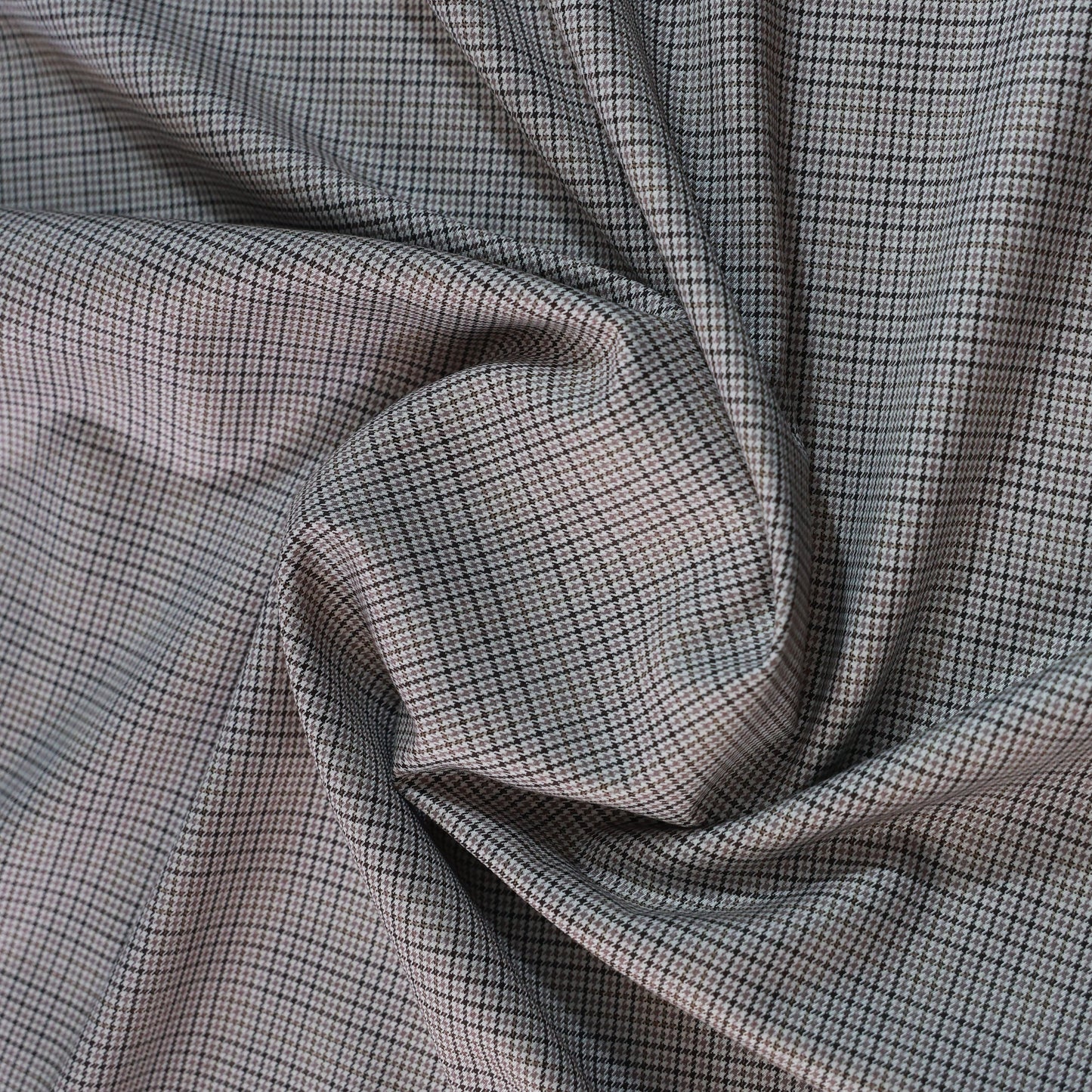 D&J FAWN CHECKS SUITING
