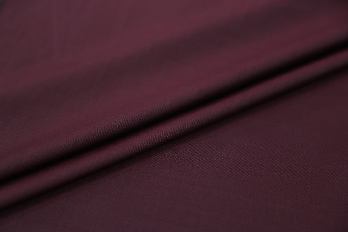 ABSOLUTO WINE SUITING