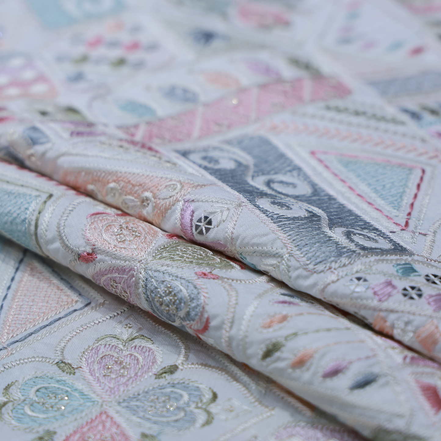 ABSOLUTO  LIGHT PINK EMBROIDERED FABRIC