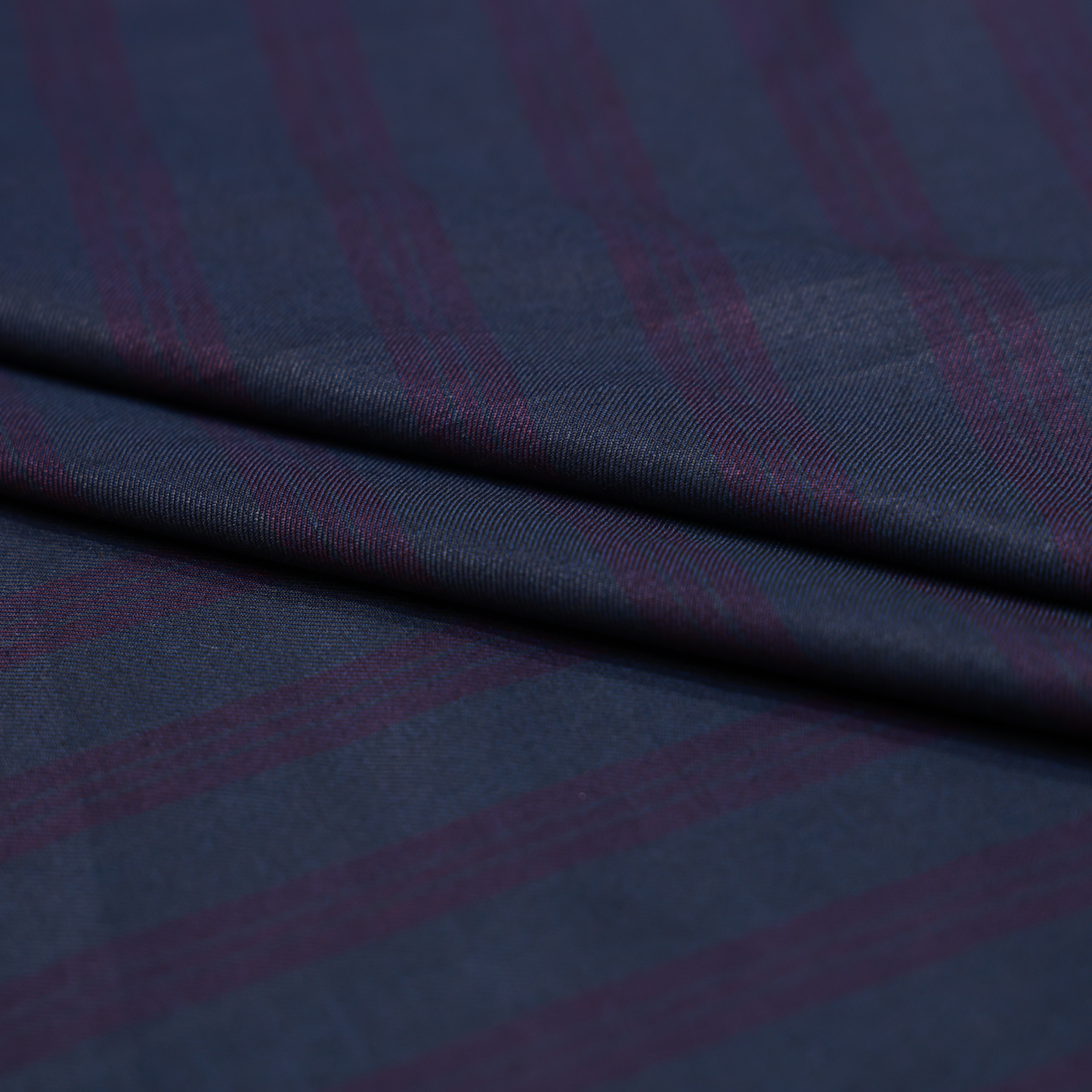 SAVILLE & YOUNG WOOL BLENDED GREY TRIPED SUITING