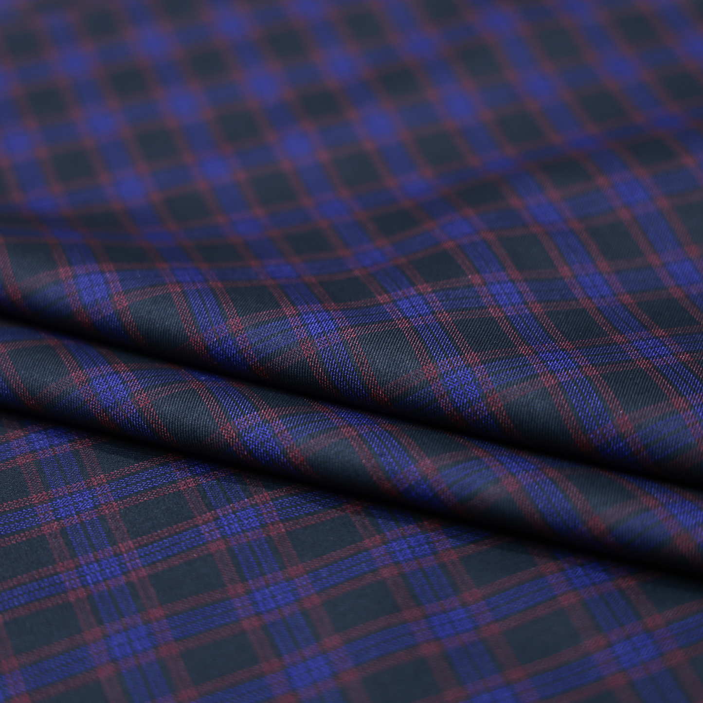 GRADO BLACK WITH RED & BLUE CHECKS SUITING