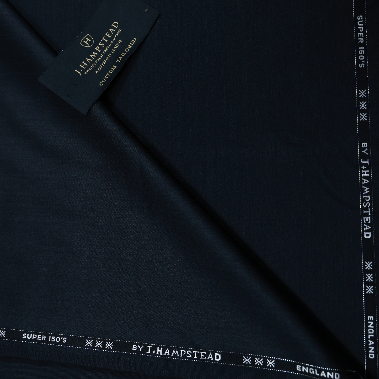 J HAMPSTEAD WOOL BLENDED BLACK SELF SUITING
