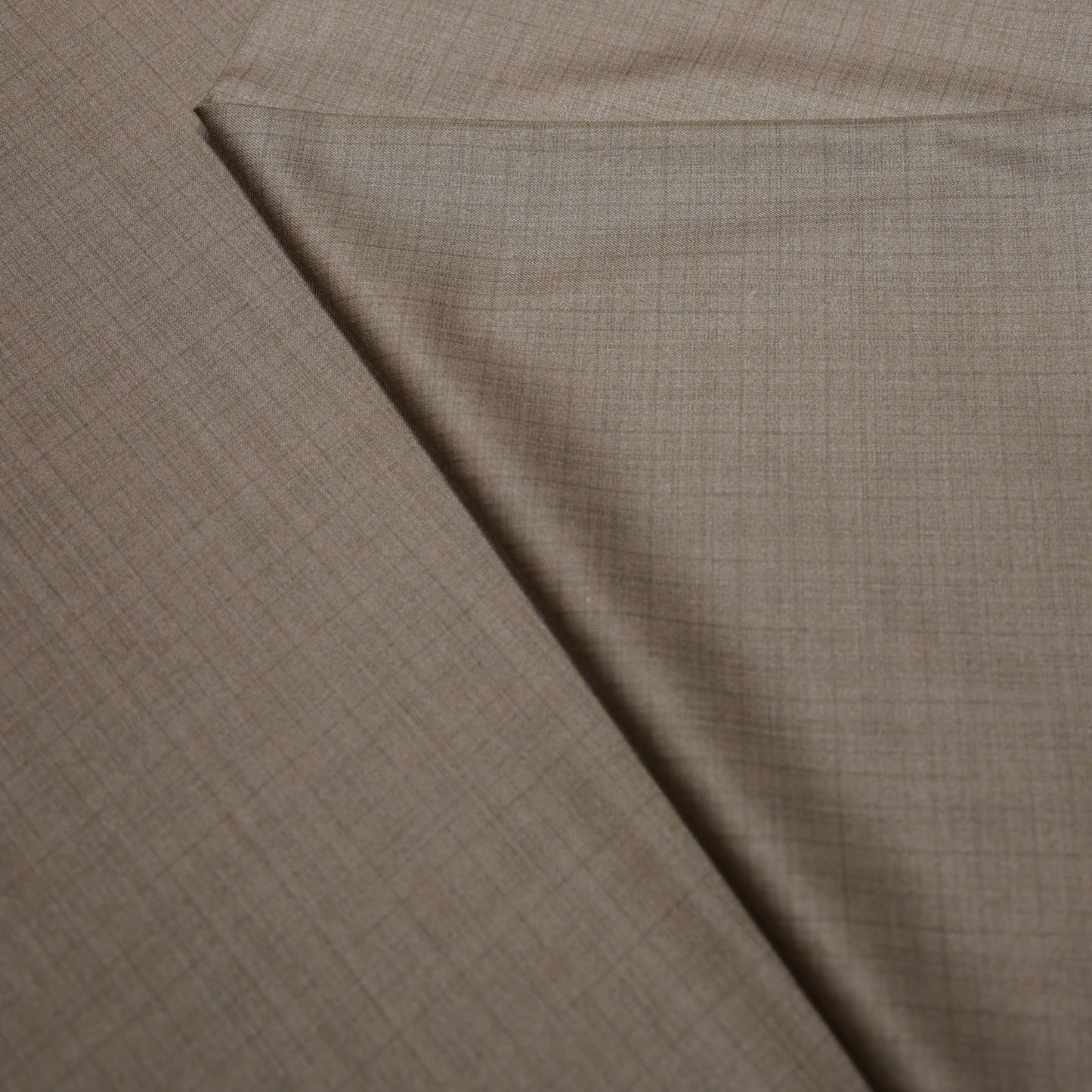 ABSOLUTO BROWN CHECKS SUITING