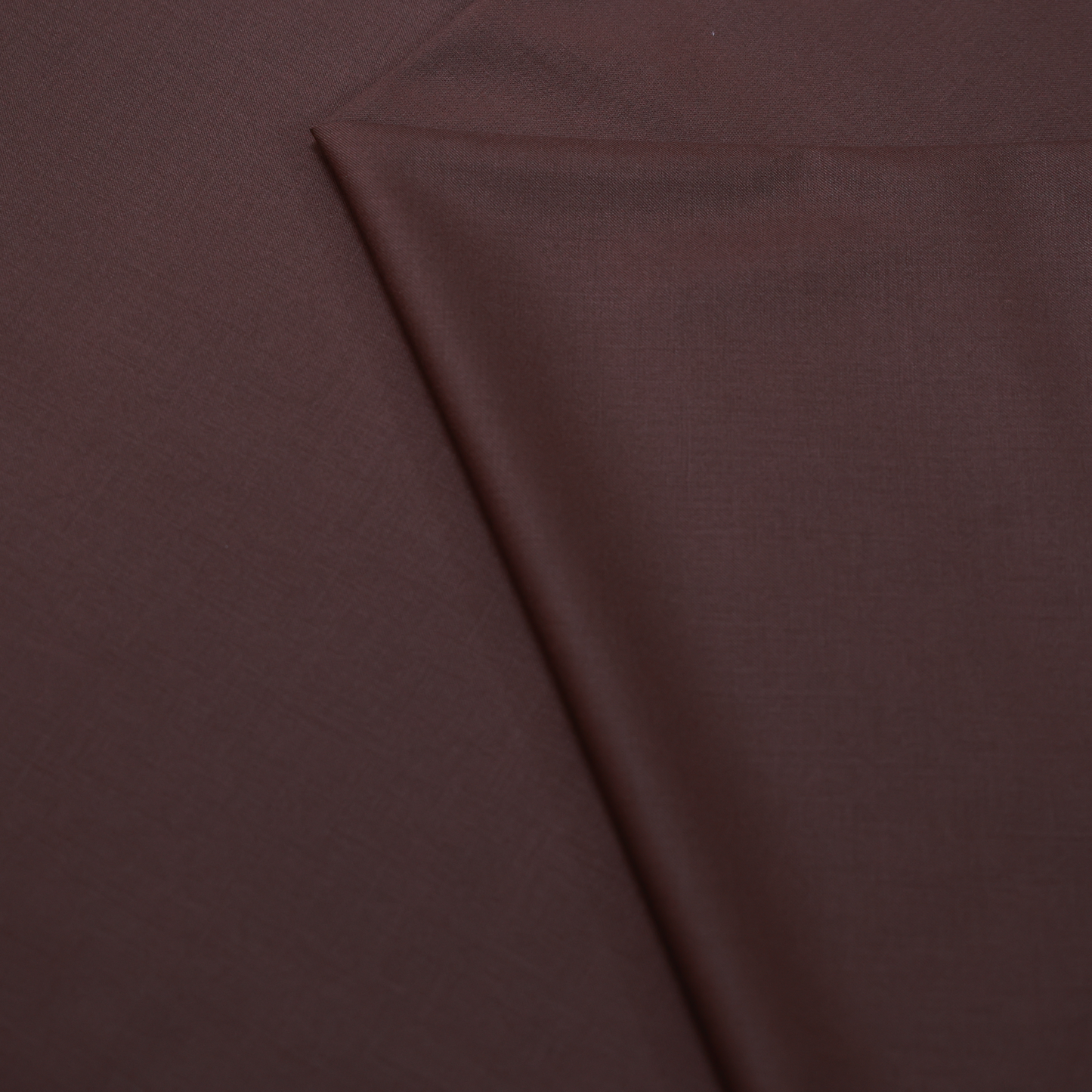 D&J BROWN SUITING