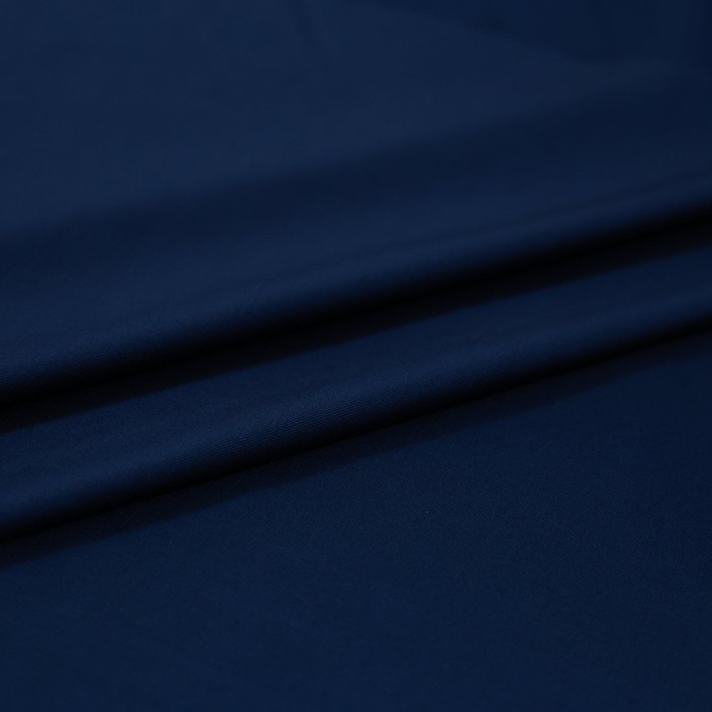 ABSOLUTO BLUE SUITING